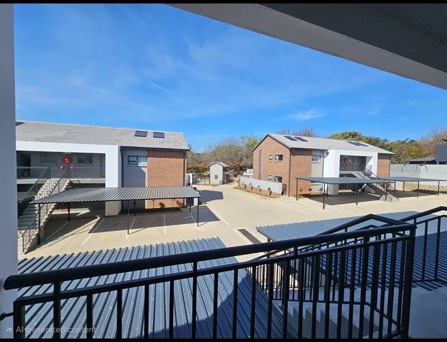 3 BEDROOM APARTMENT FOR SALE IN BRYANSTON